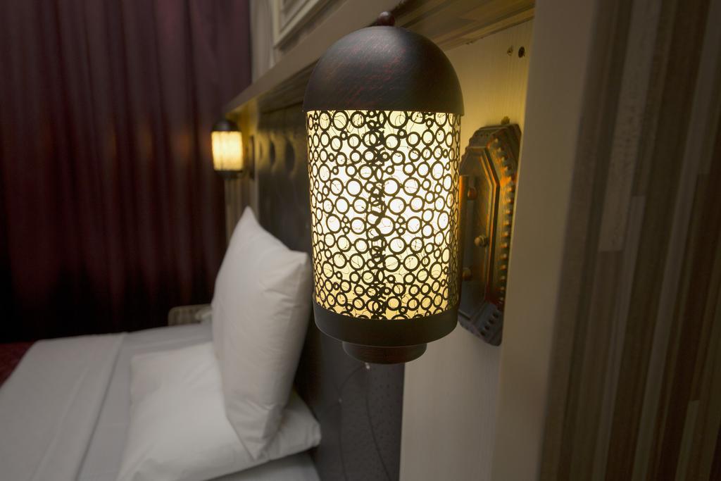 Sutchi Hotel Dubai Exterior foto