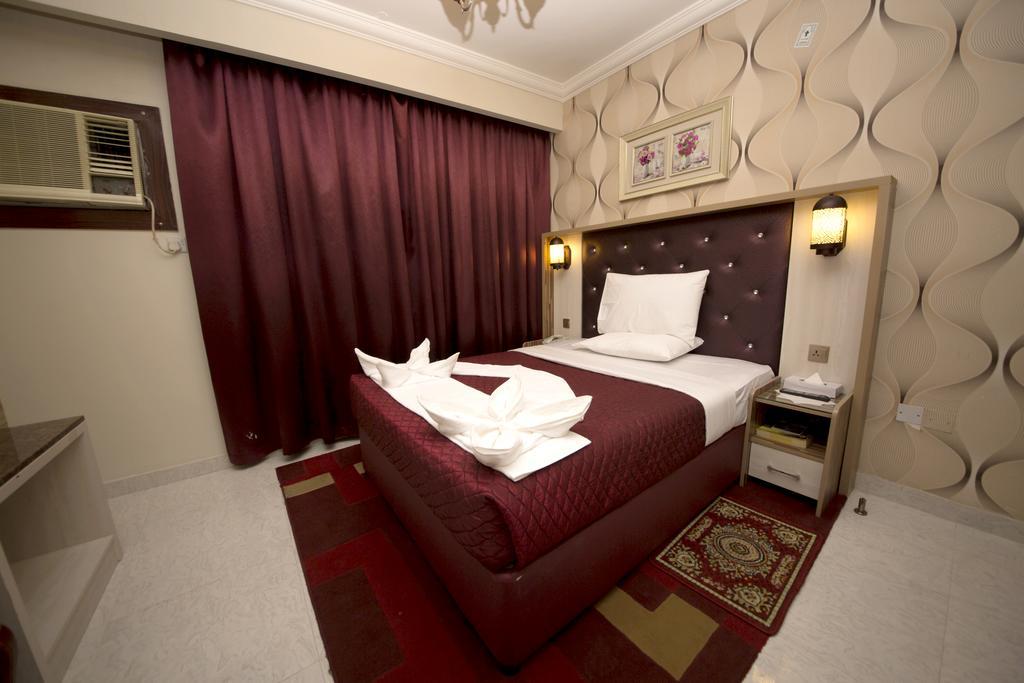 Sutchi Hotel Dubai Exterior foto